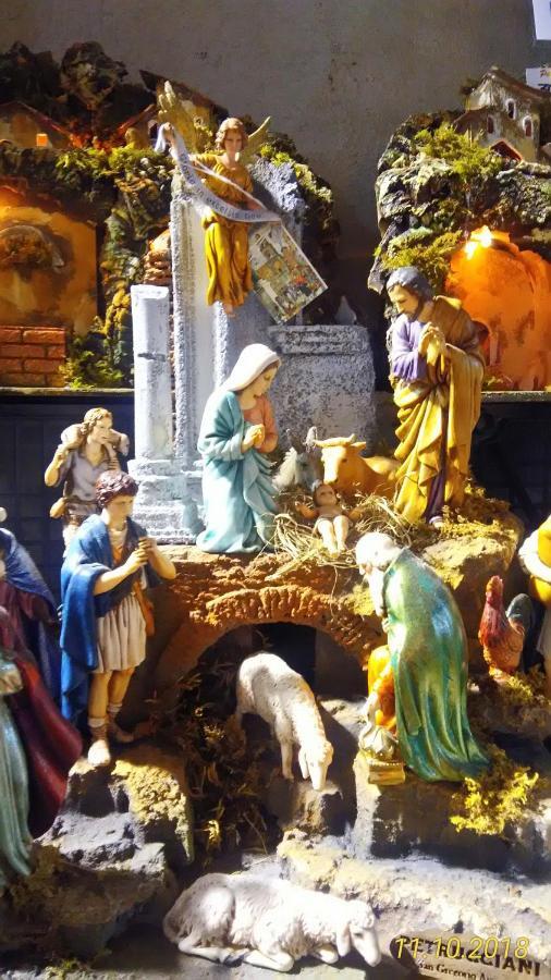 Casa Lillina A Toledo , Near Piazza Del Plebiscito Daire Napoli Dış mekan fotoğraf